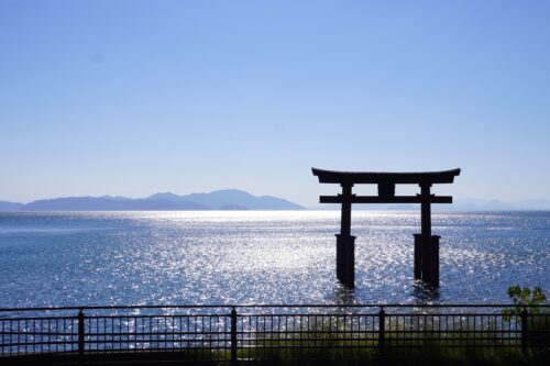白髭神社の琵琶湖鳥居画像
