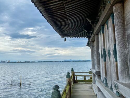 浮御堂 琵琶湖と本堂UP画像