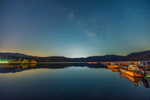 滋賀県　余呉湖　天の川画像