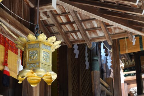 日牟禮八幡宮 釣り灯篭画像