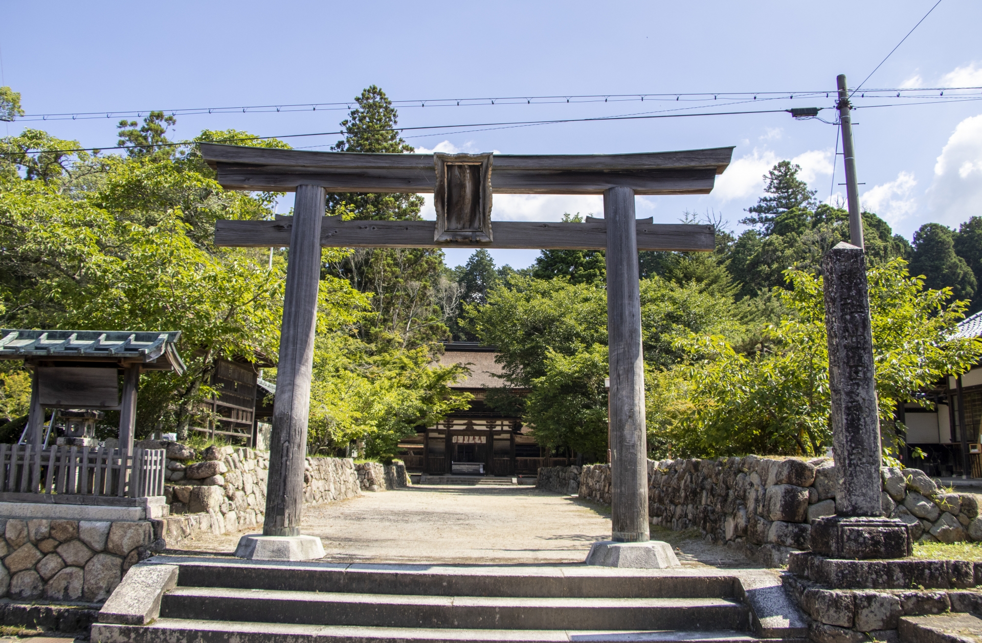 油日神社　鳥居画像