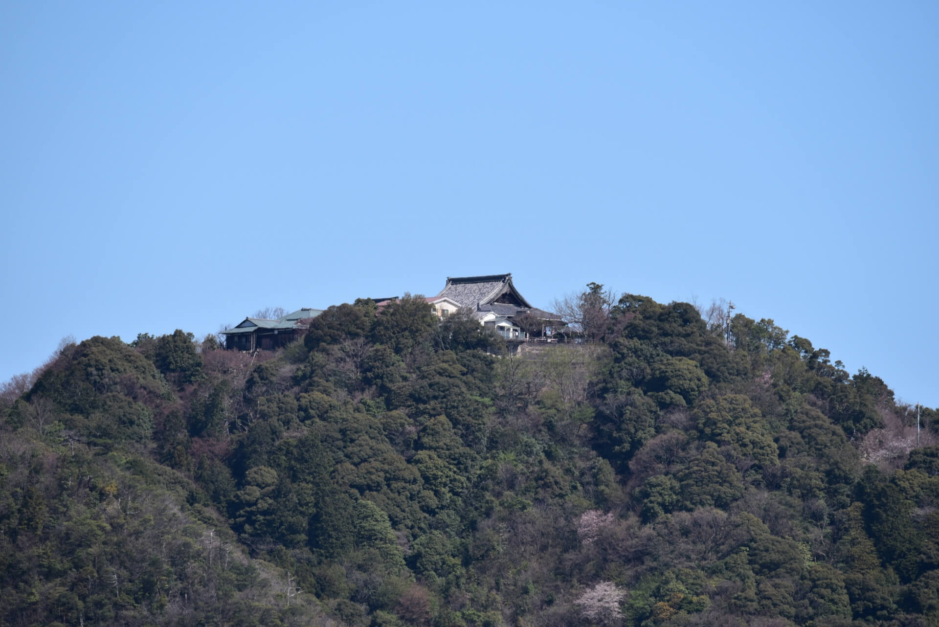 滋賀 村雲御所瑞龍寺門跡　遠くからの画像