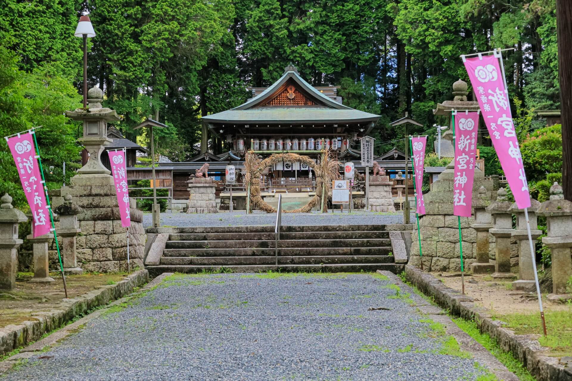 新宮神社本殿画像