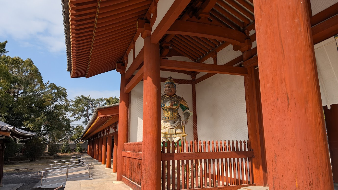 奈良 薬師寺 金剛力士像②