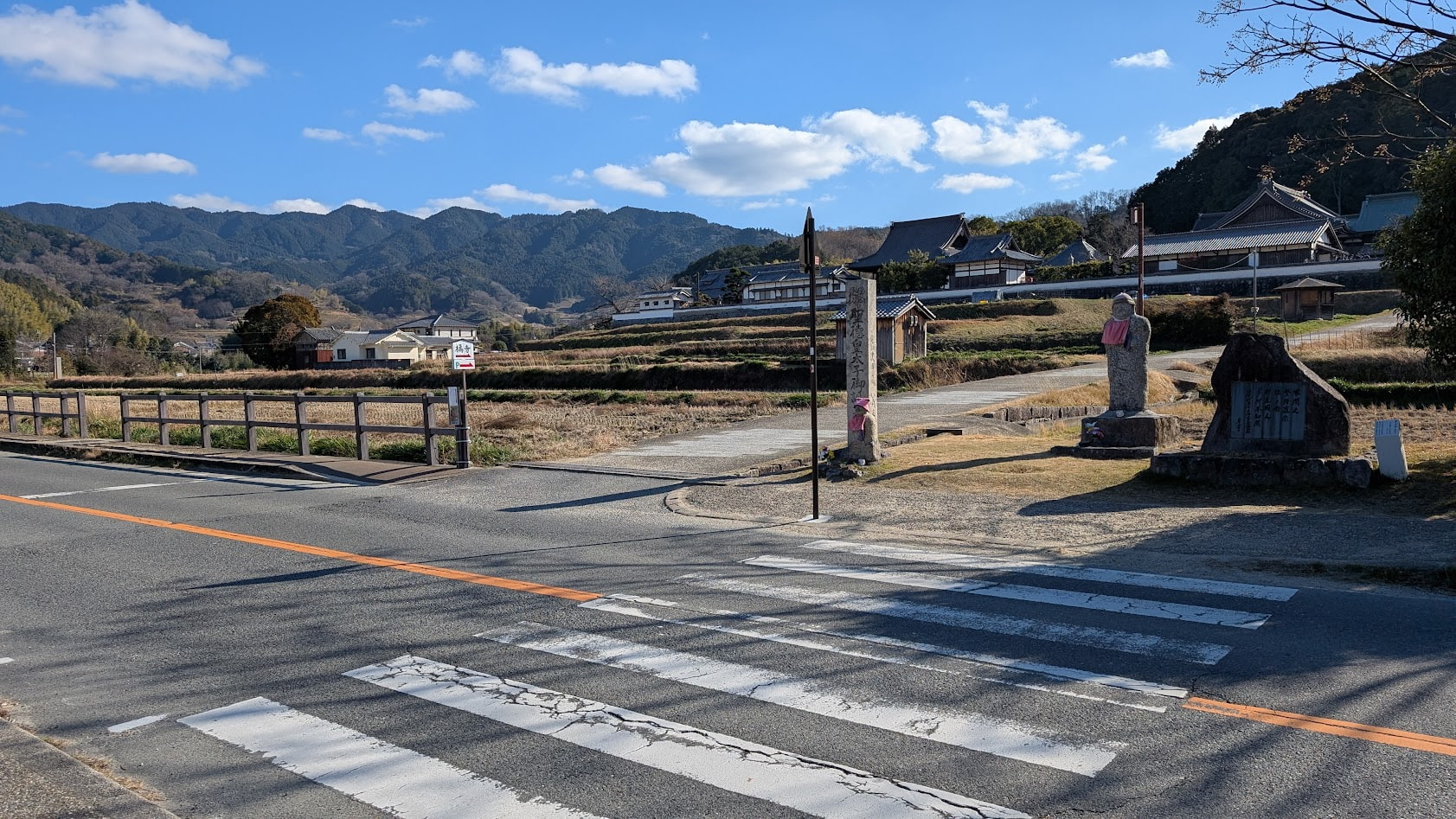 奈良 明日香 橘寺 入口②