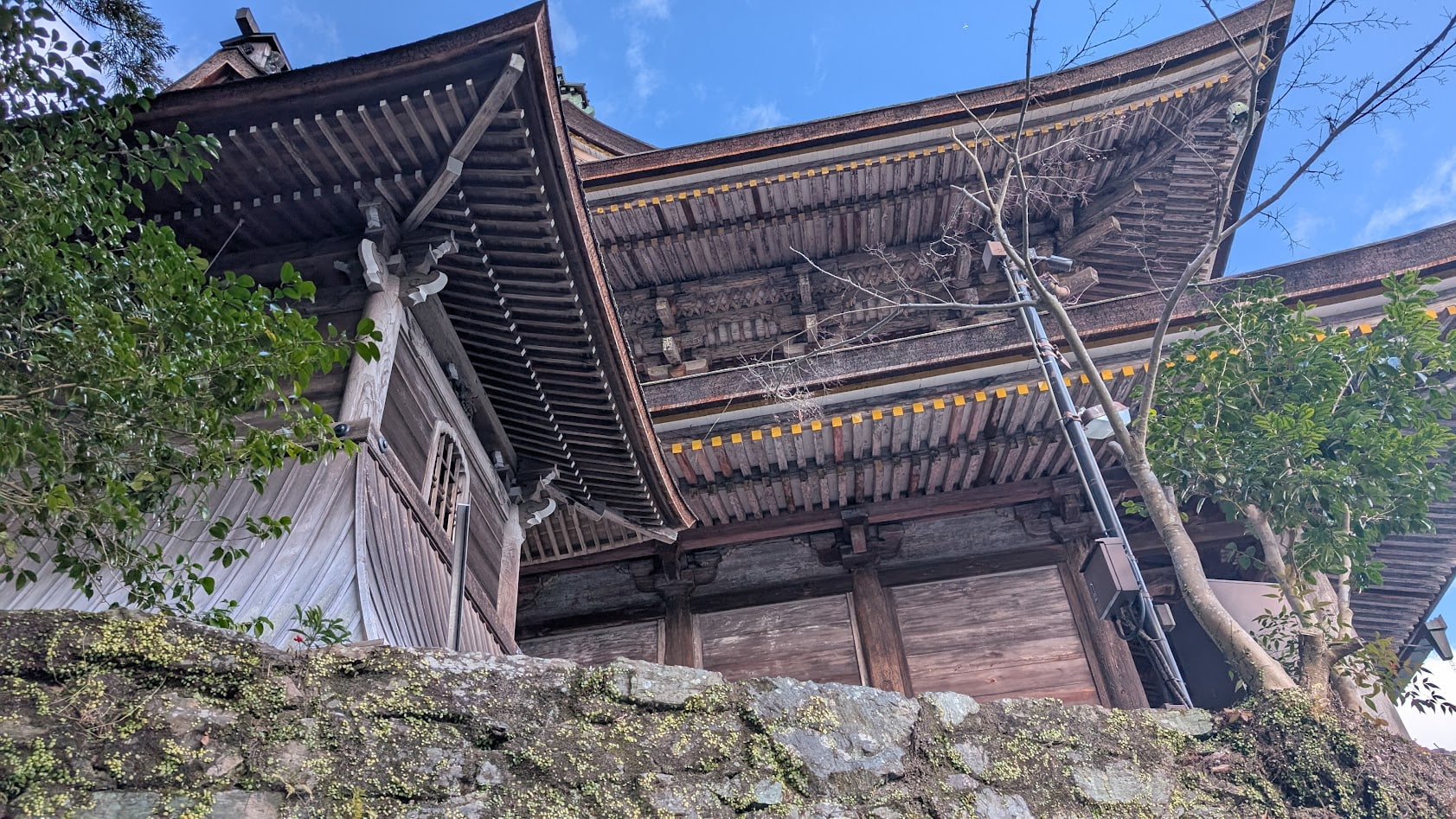 奈良 吉野山 金峯山寺 本堂アップ