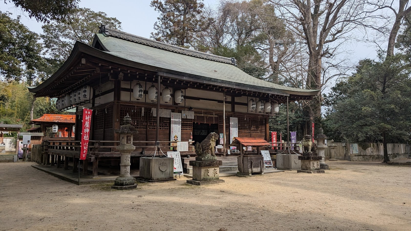 奈良 村屋神社  拝殿